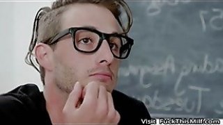 Dee williams fucks college studentfmtror Thumbnail